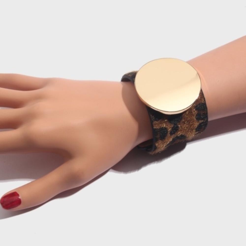 Leopard Print Bracelet - Tan - Picture 2 of 2